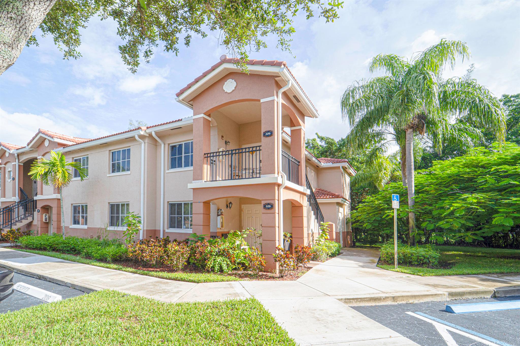 3496 Briar Bay Blvd #106