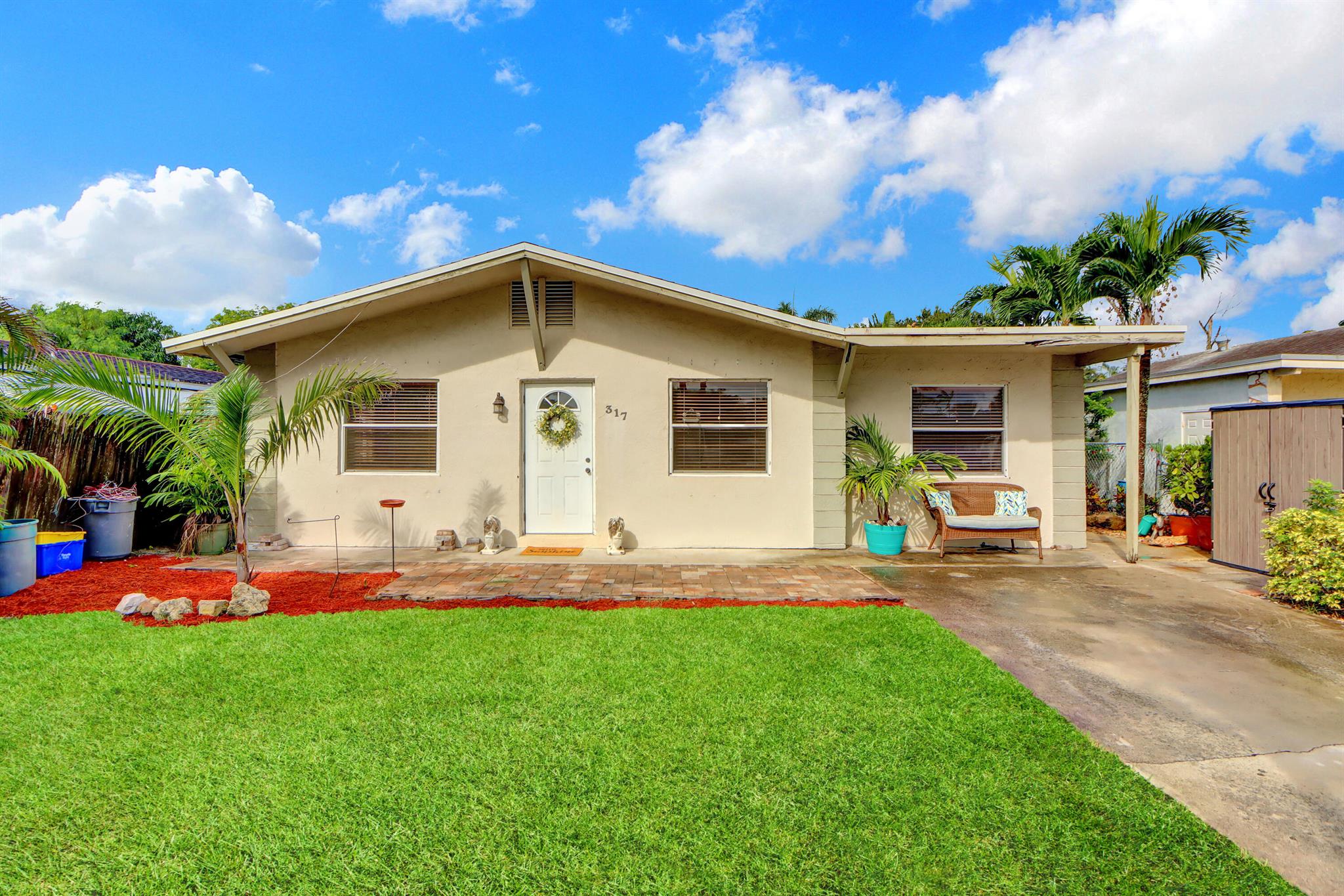 317 Perry Ave