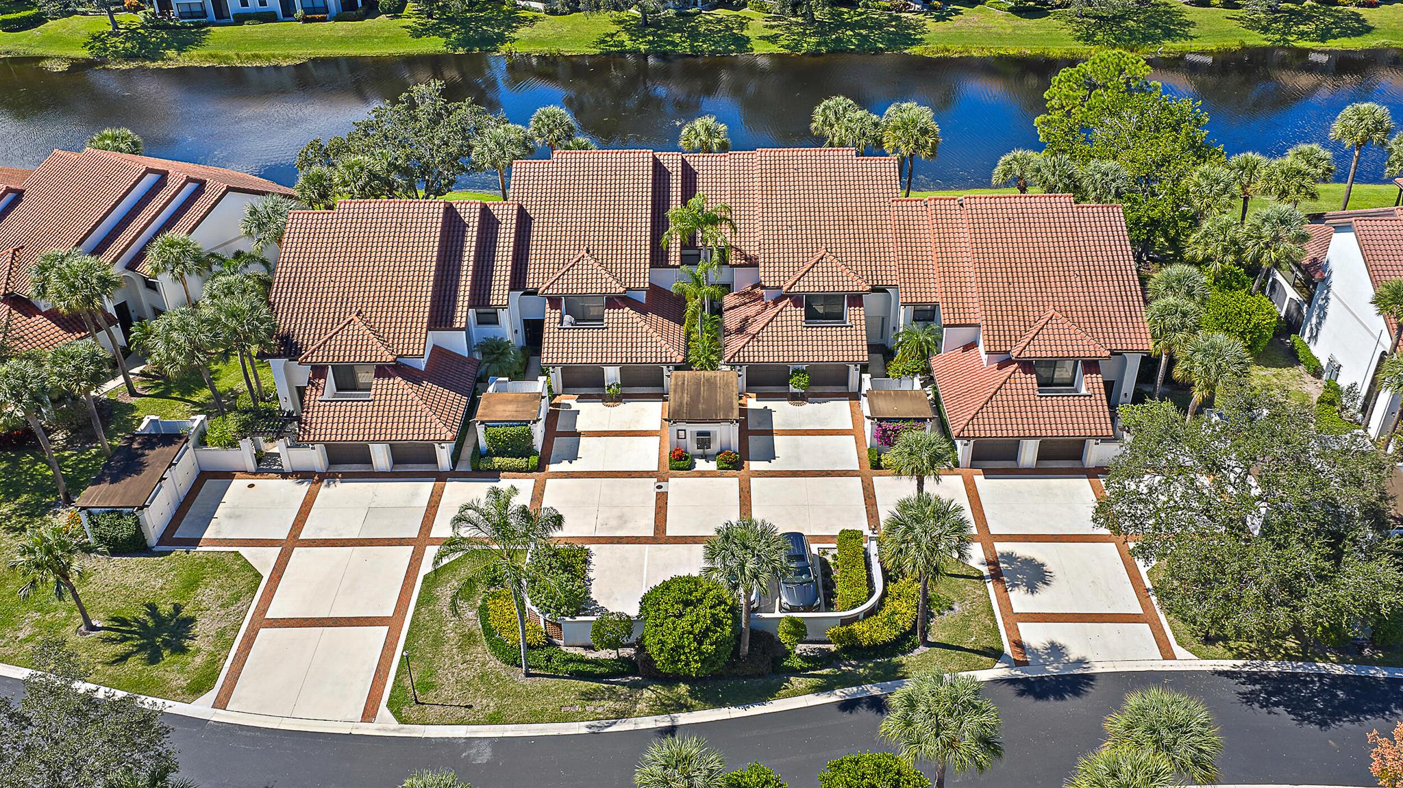 16647 Traders Xing #126 Jupiter, FL 33477