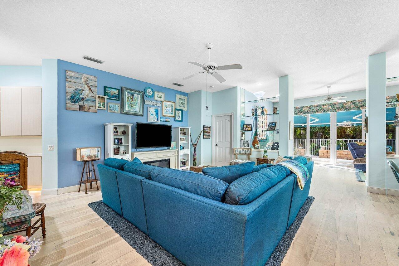 198 Hampton Cir Jupiter, FL 33458