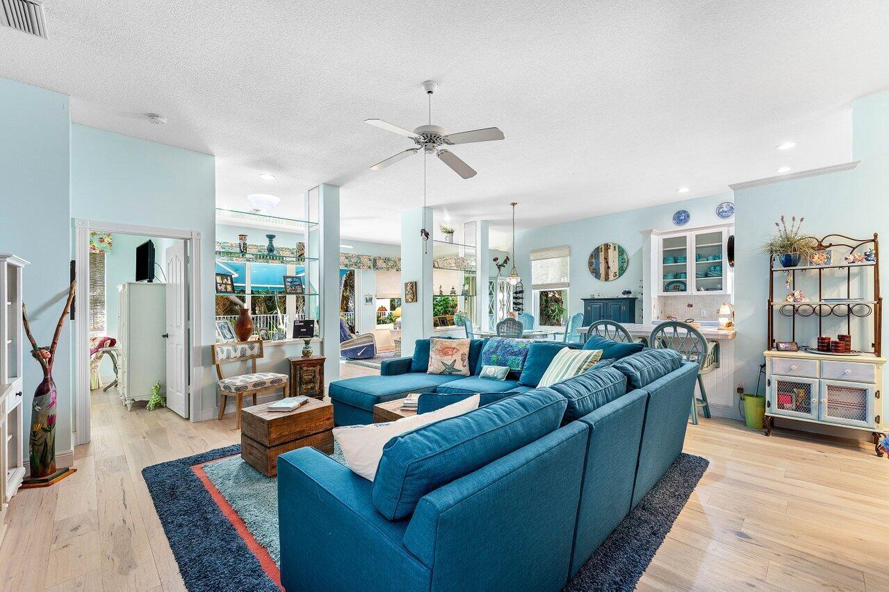 198 Hampton Cir Jupiter, FL 33458