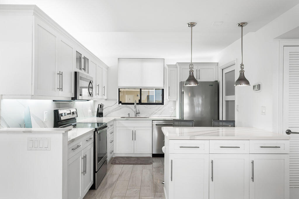 300 Ocean Trl #301 Jupiter, FL 33477