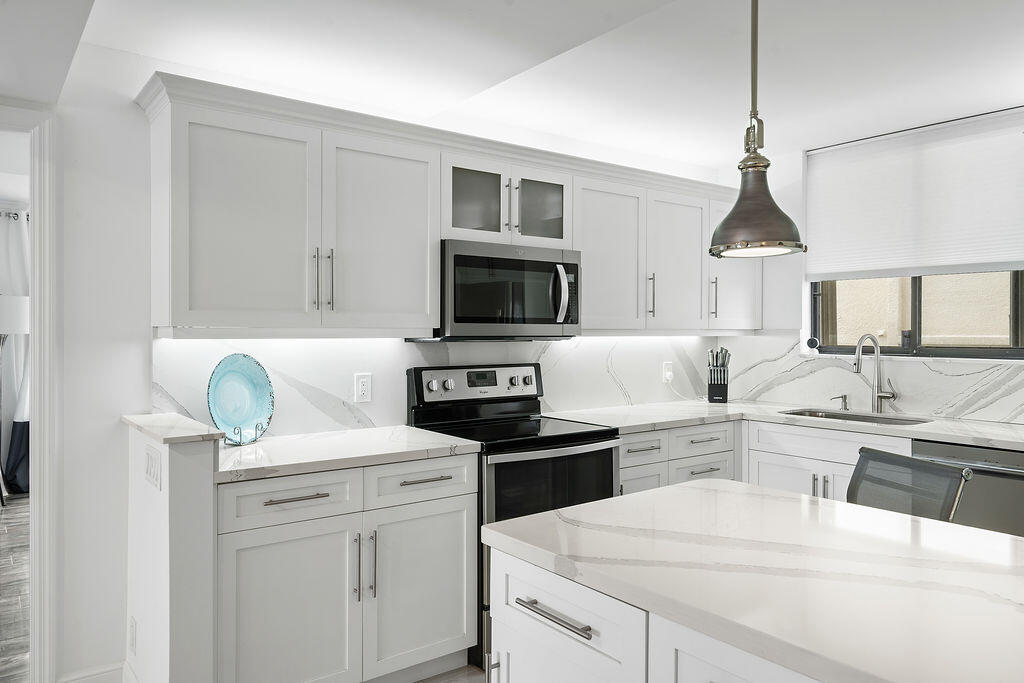 300 Ocean Trl #301 Jupiter, FL 33477