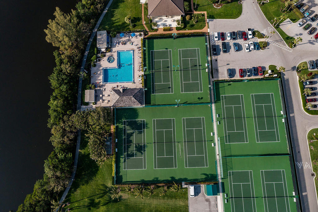 300 Ocean Trl #301 Jupiter, FL 33477