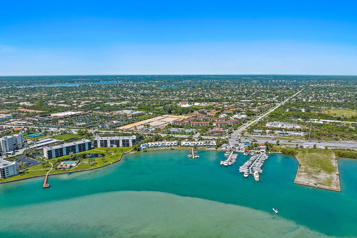 19950 Scrimshaw Way Jupiter, FL 33469