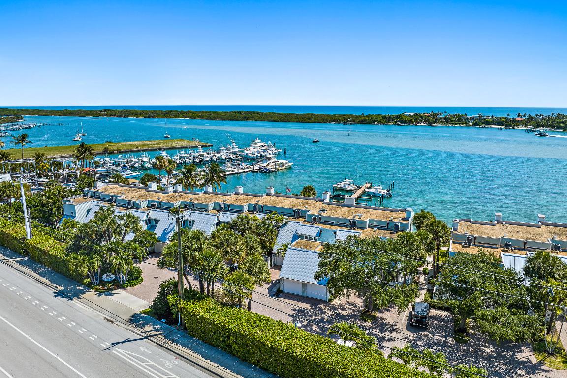 19950 Scrimshaw Way Jupiter, FL 33469