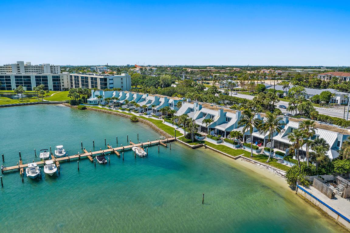 19950 Scrimshaw Way Jupiter, FL 33469