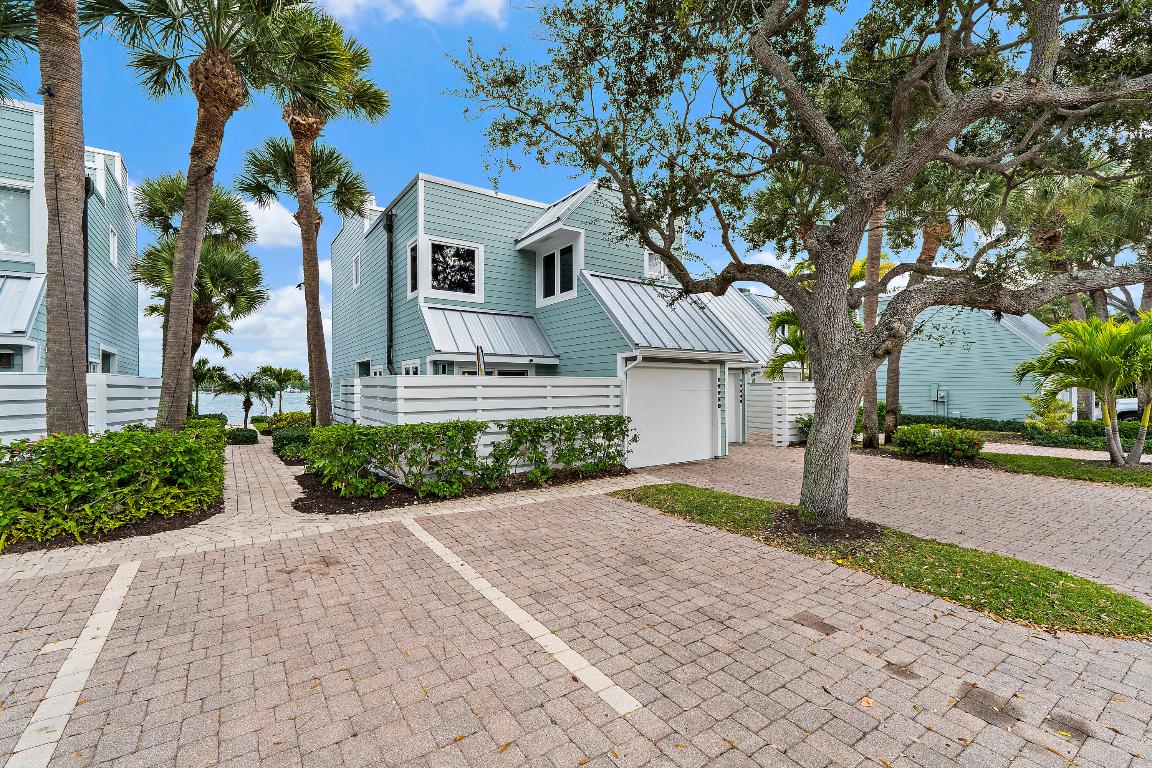19950 Scrimshaw Way Jupiter, FL 33469