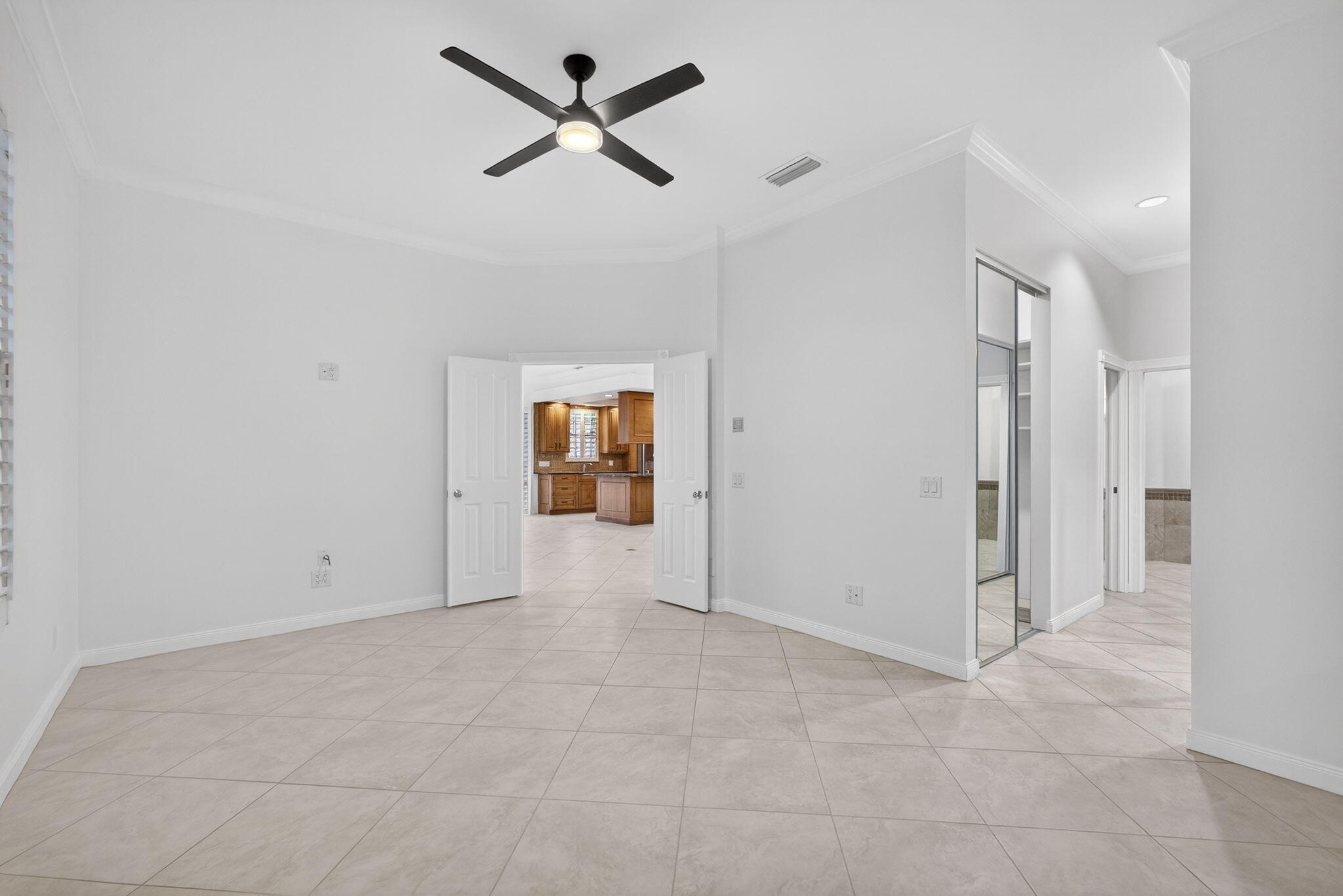 520 E Tall Oaks Dr Palm Beach Gardens, FL 33410