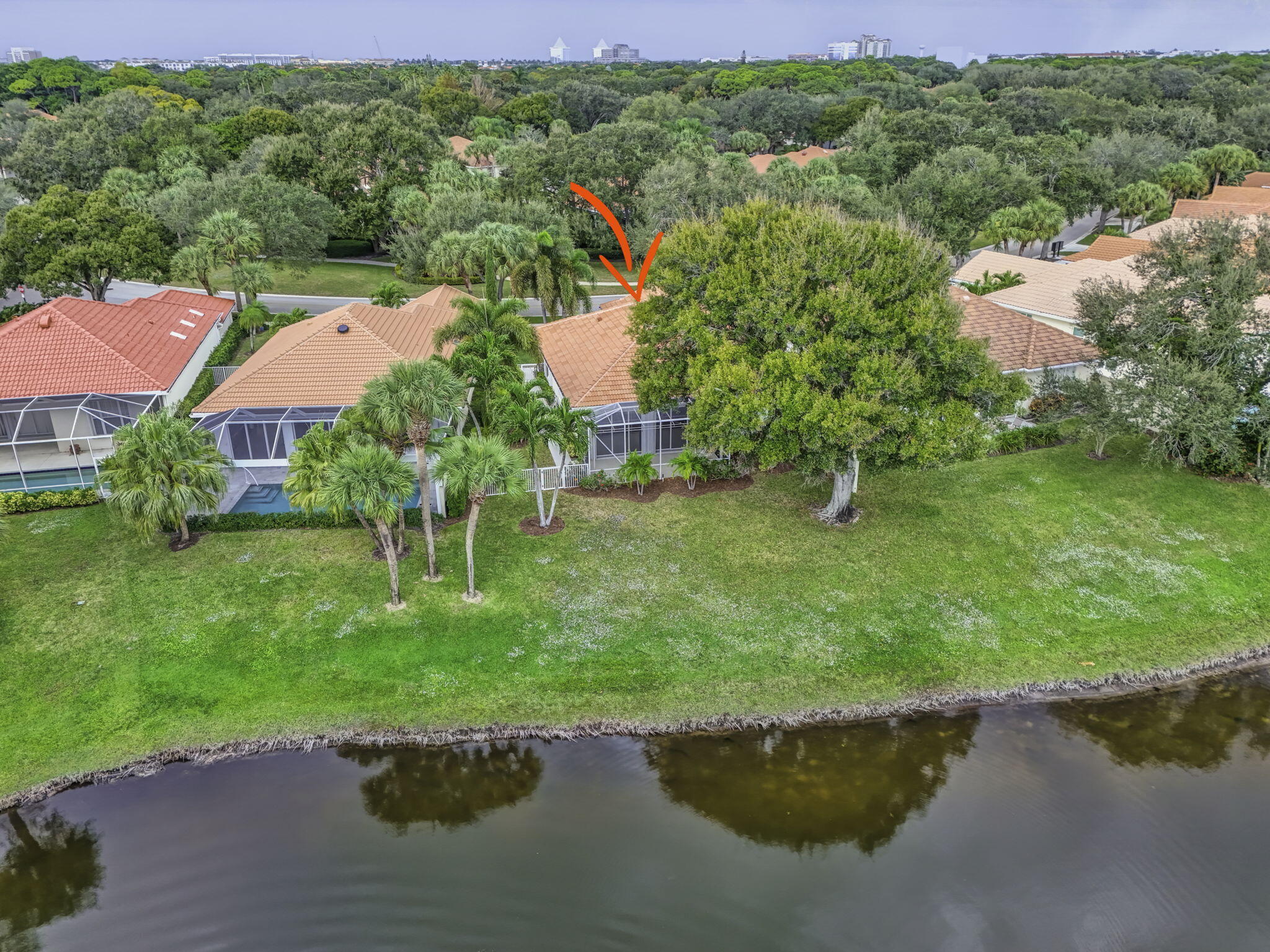 520 E Tall Oaks Dr Palm Beach Gardens, FL 33410