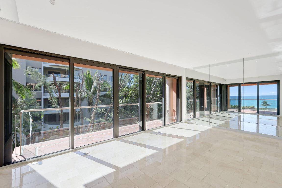 2 N Breakers Row #S32 Palm Beach, FL 33480
