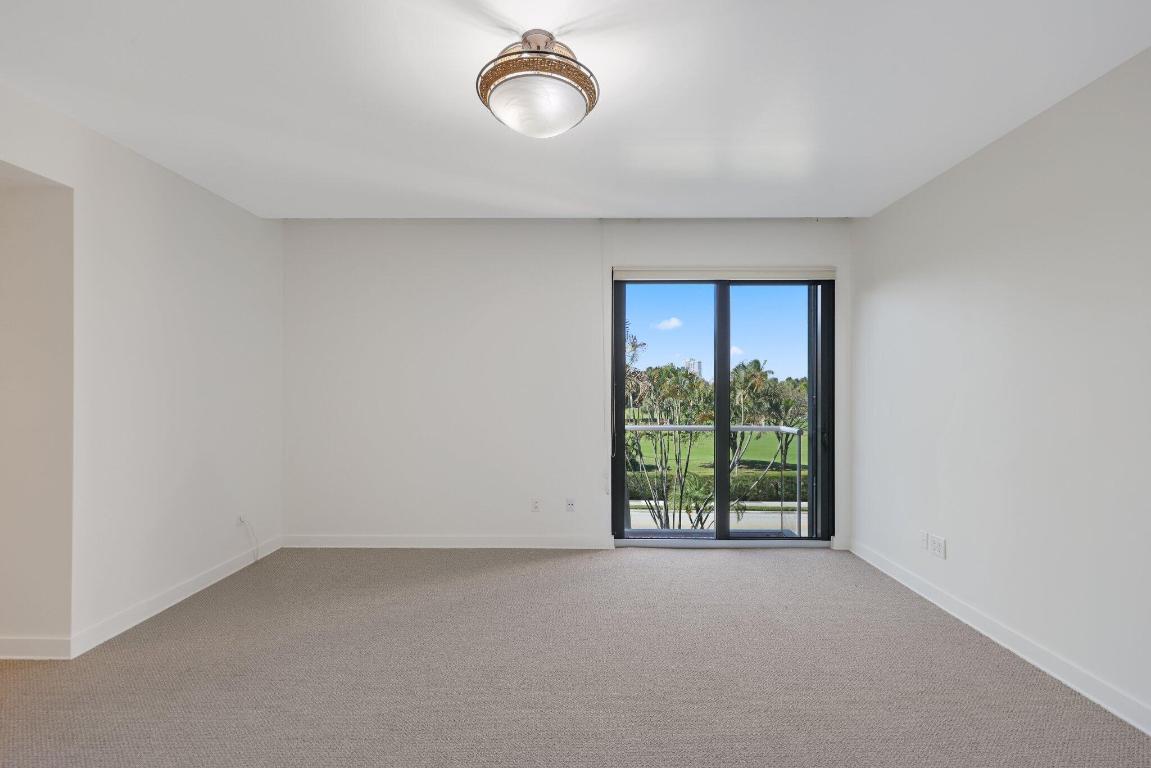 2 N Breakers Row #S32 Palm Beach, FL 33480