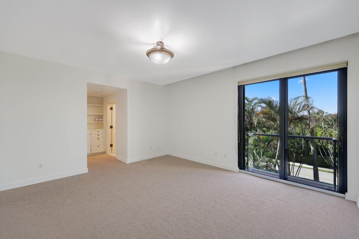 2 N Breakers Row #S32 Palm Beach, FL 33480