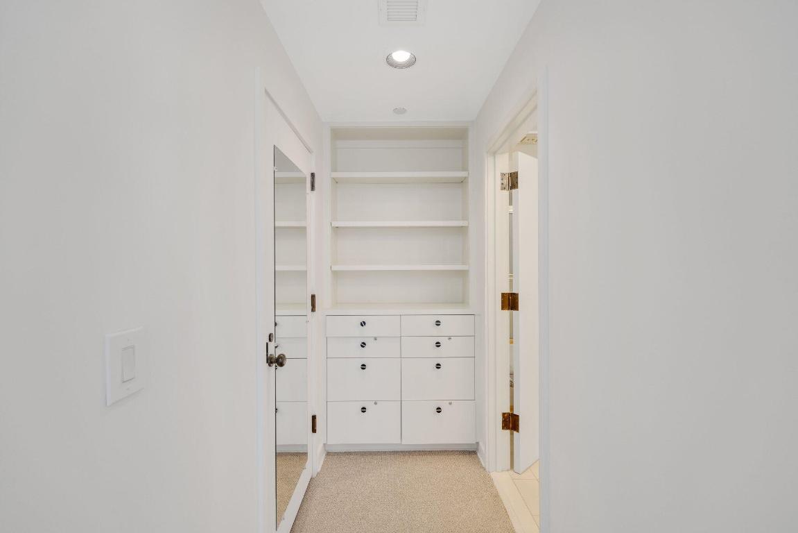 2 N Breakers Row #S32 Palm Beach, FL 33480