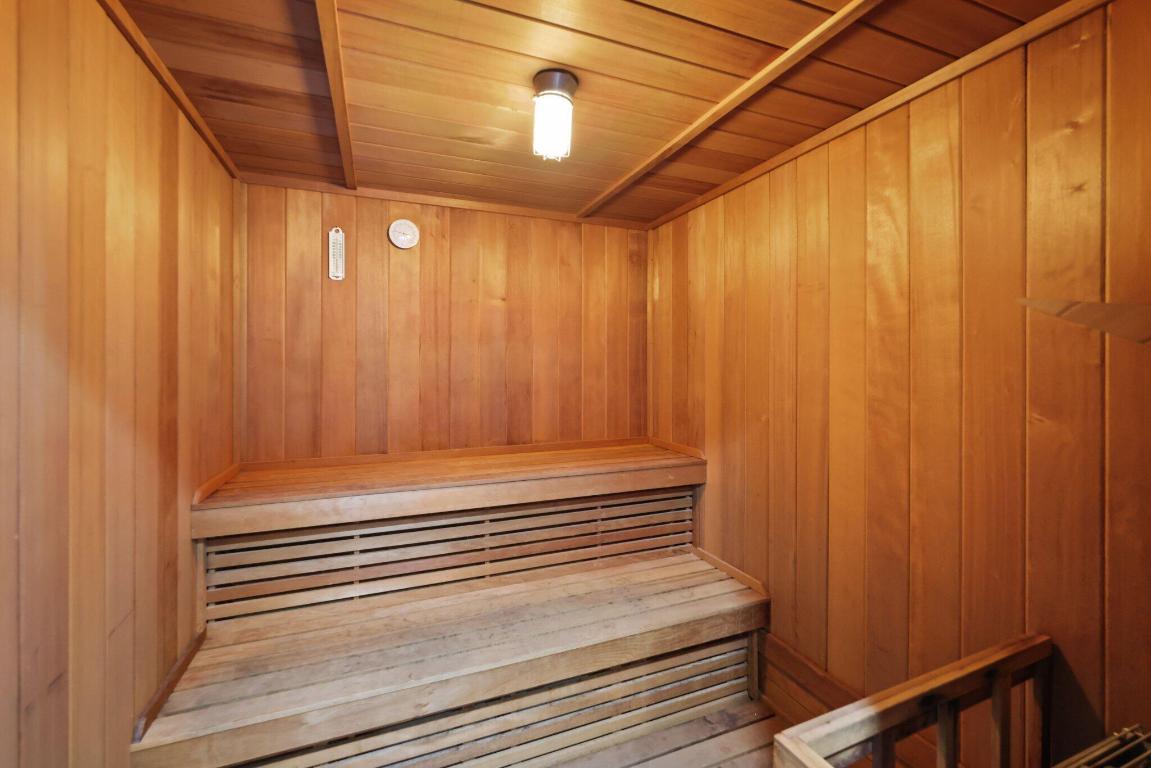 2 N Breakers Row #S32 Palm Beach, FL 33480