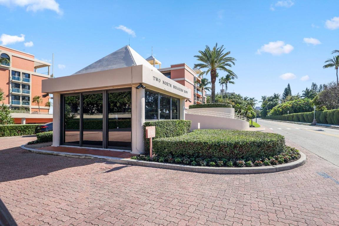 2 N Breakers Row #S32 Palm Beach, FL 33480