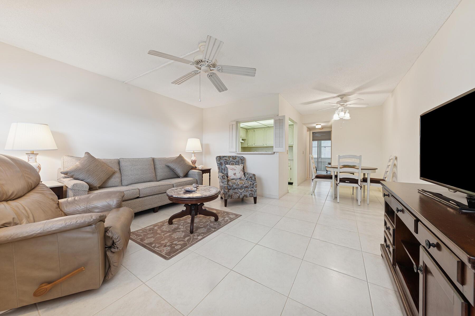 116 Windsor F West Palm Beach, FL 33417