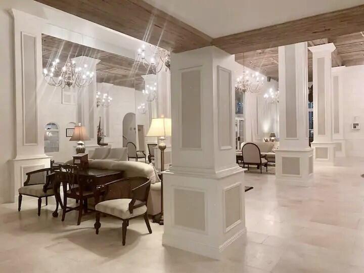 image Winston Towers 700 Condo28