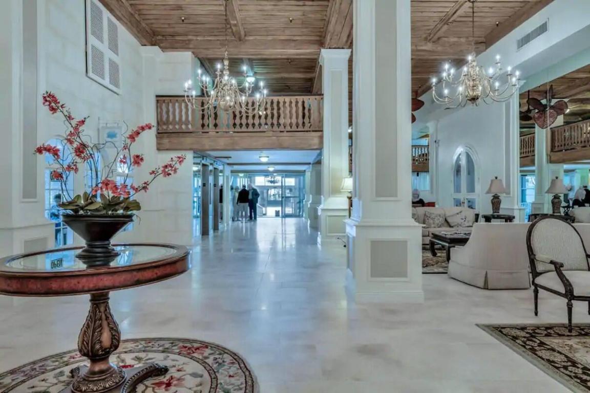 image Winston Towers 700 Condo30