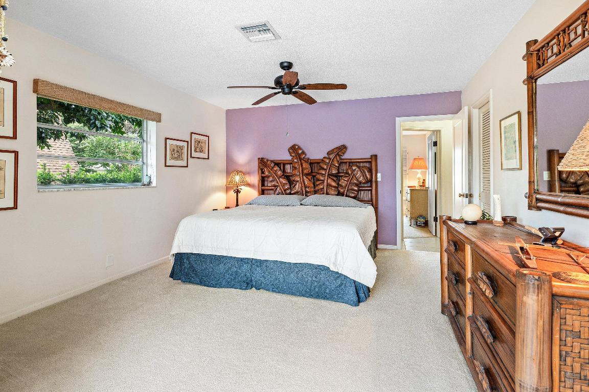 23 Sabal Is Ocean Ridge, FL 33435