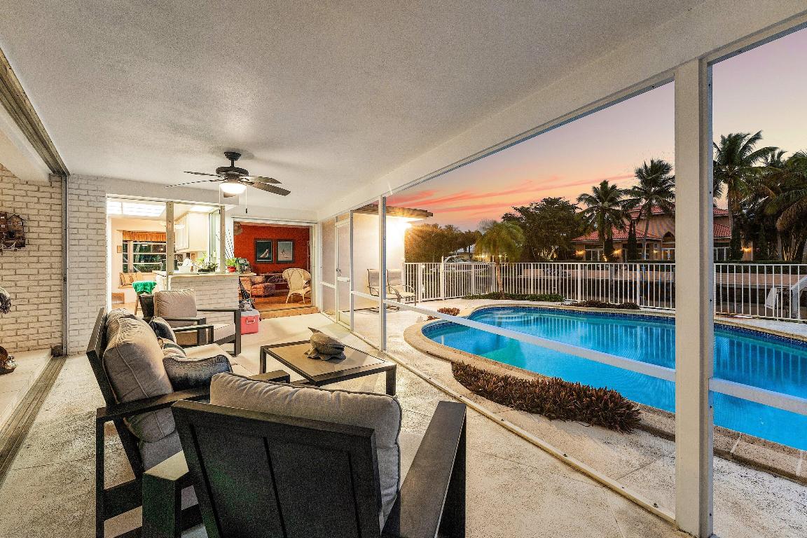 23 Sabal Is Ocean Ridge, FL 33435