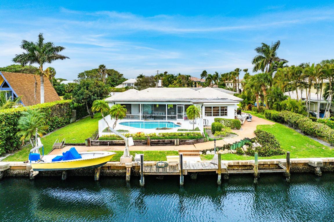 23 Sabal Is Ocean Ridge, FL 33435