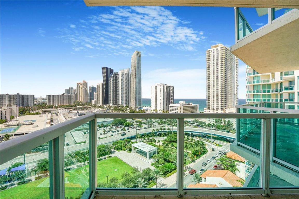 image St Tropez Sunny Isles14