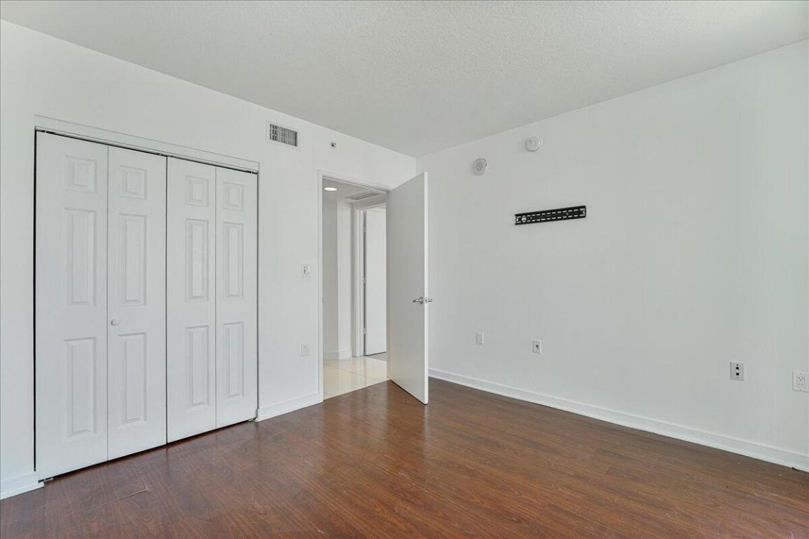 image St Tropez Sunny Isles16