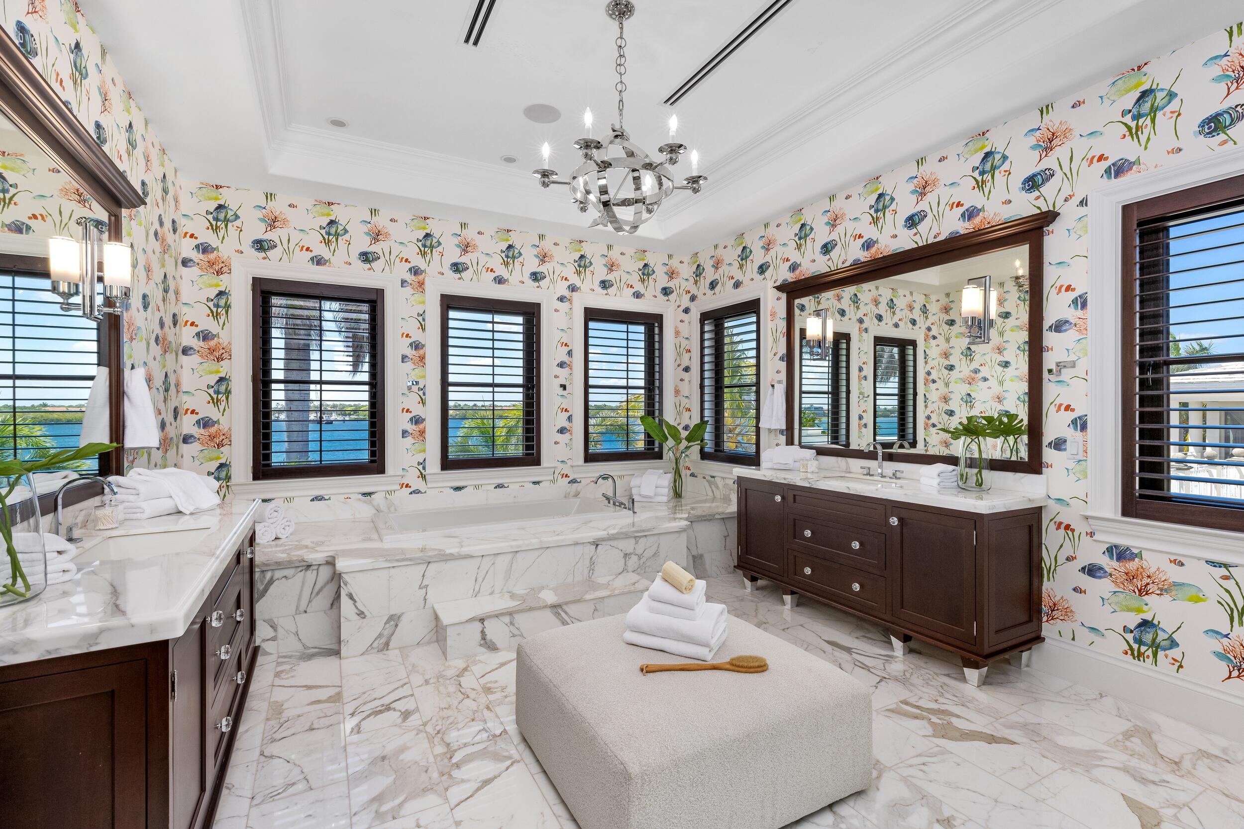 1675 Lands End Manalapan, FL 33462