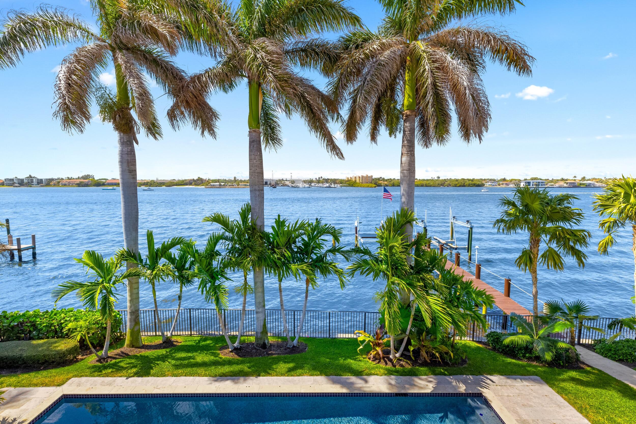 1675 Lands End Manalapan, FL 33462