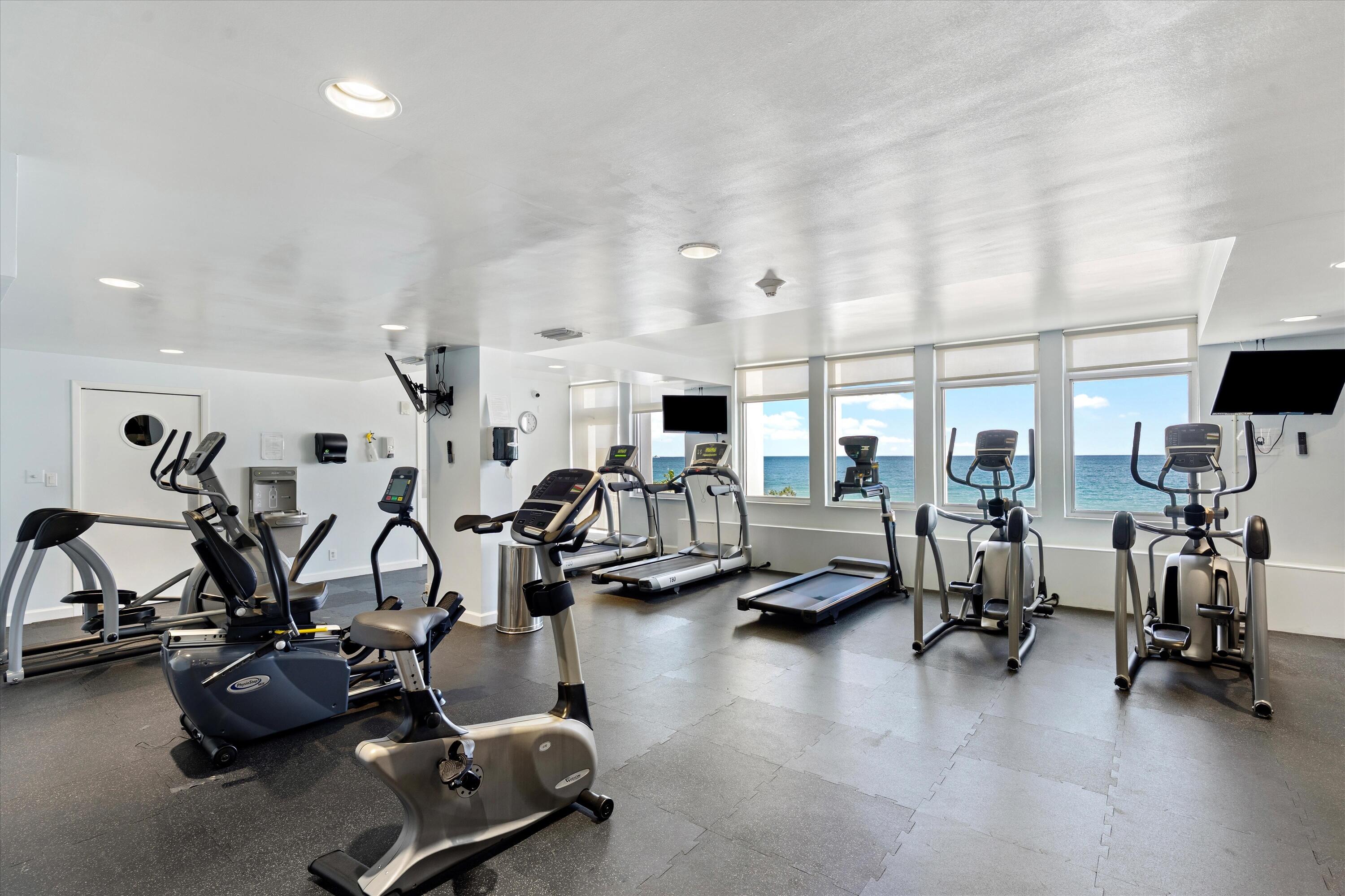 4300 N Ocean #15c Fort Lauderdale, FL 33308