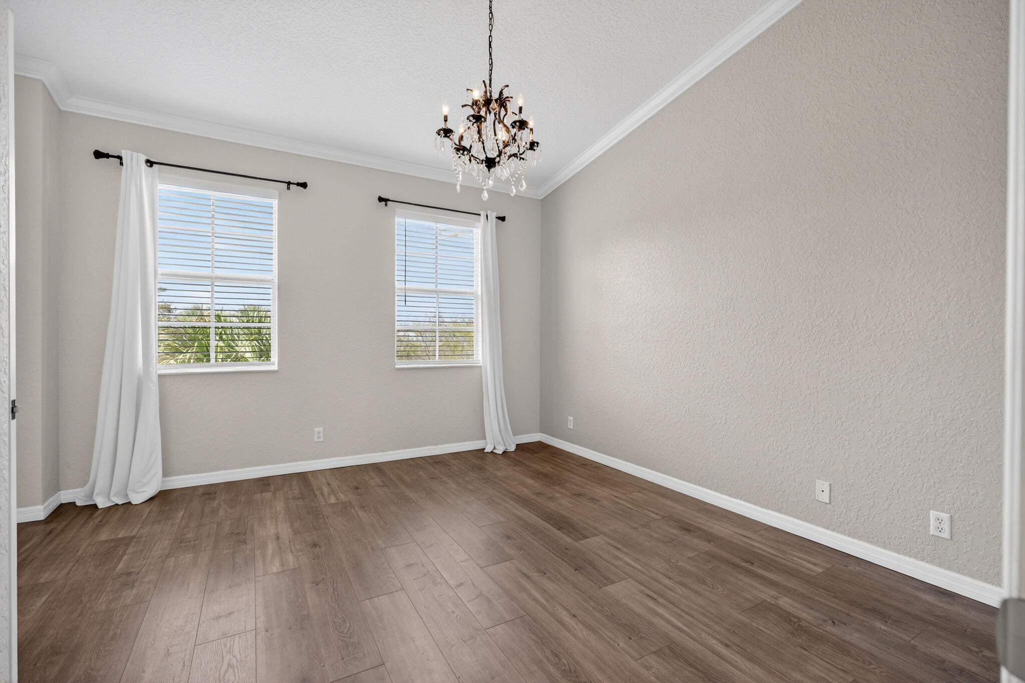 273 E Bay Cedar Jupiter, FL 33458