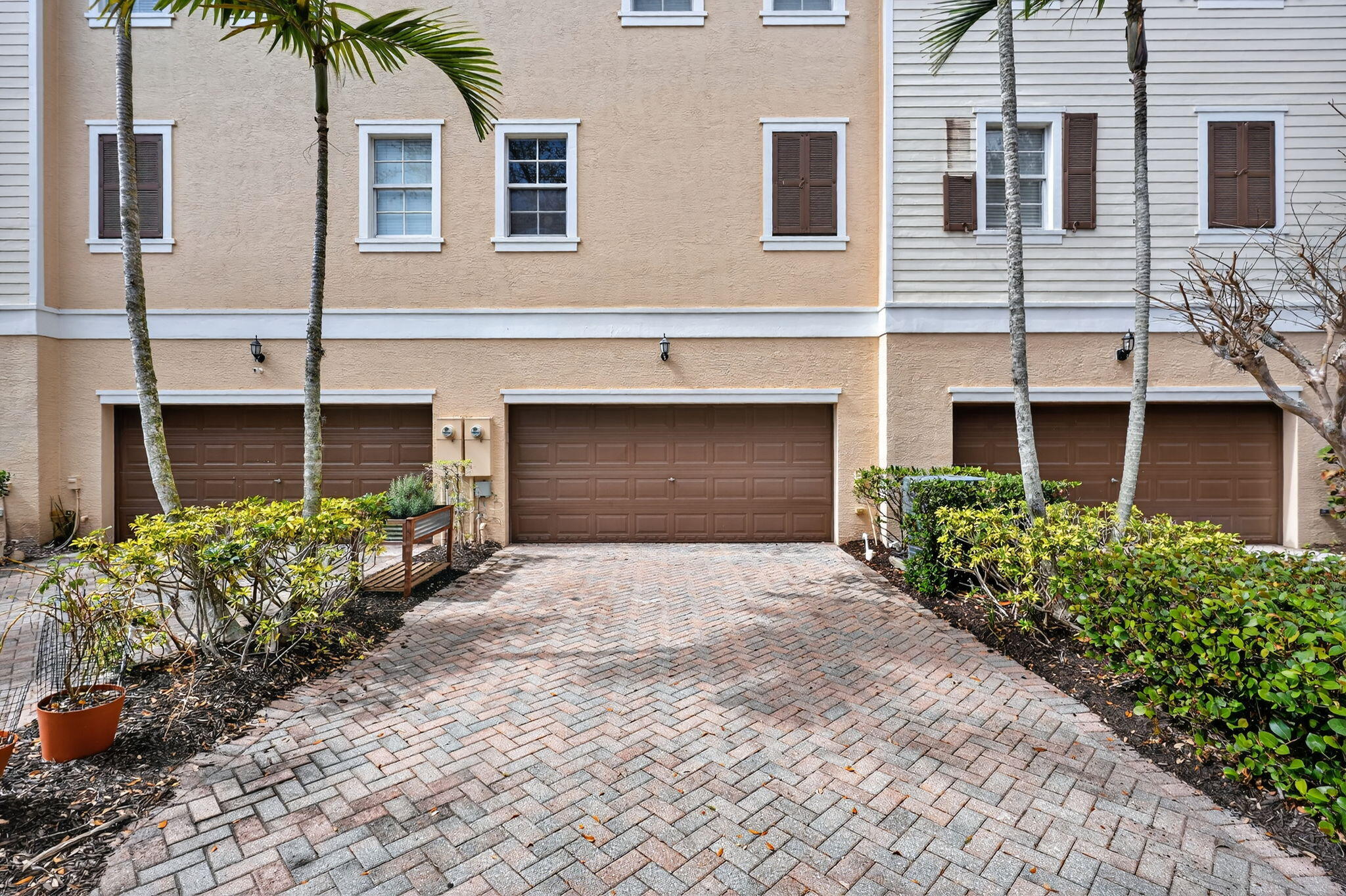 273 E Bay Cedar Jupiter, FL 33458
