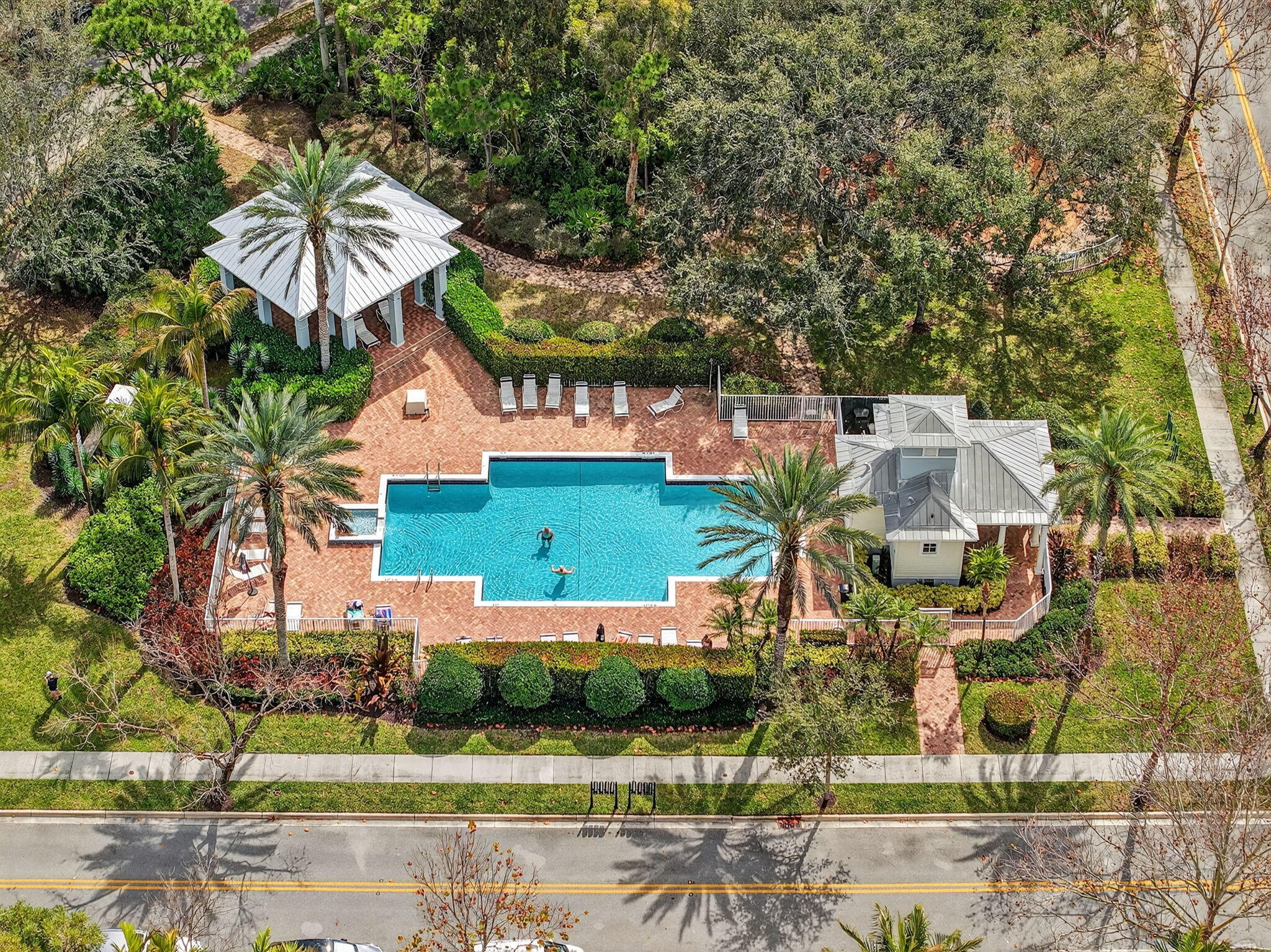 273 E Bay Cedar Jupiter, FL 33458