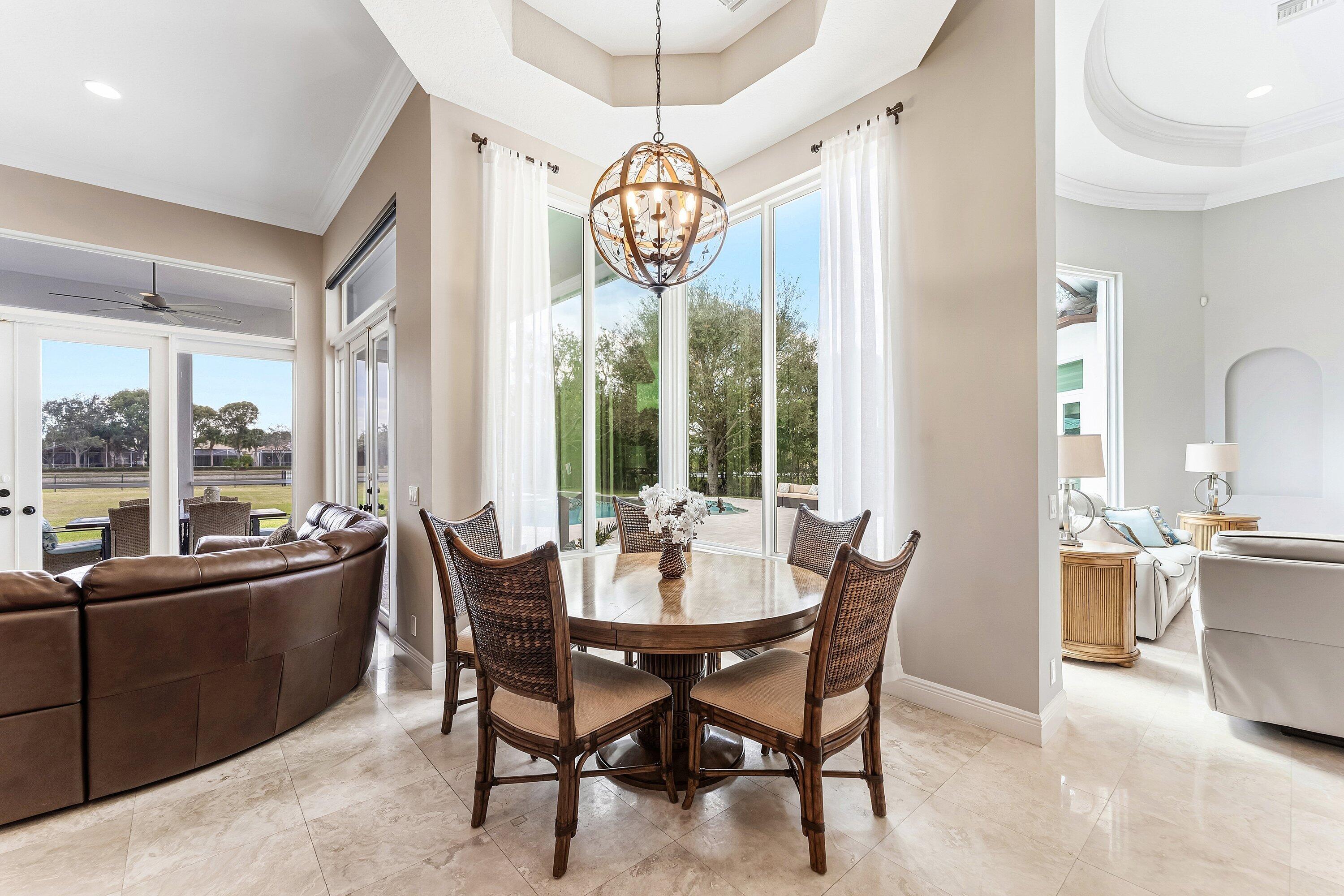 8880 S Kendale Lake Worth, FL 33467