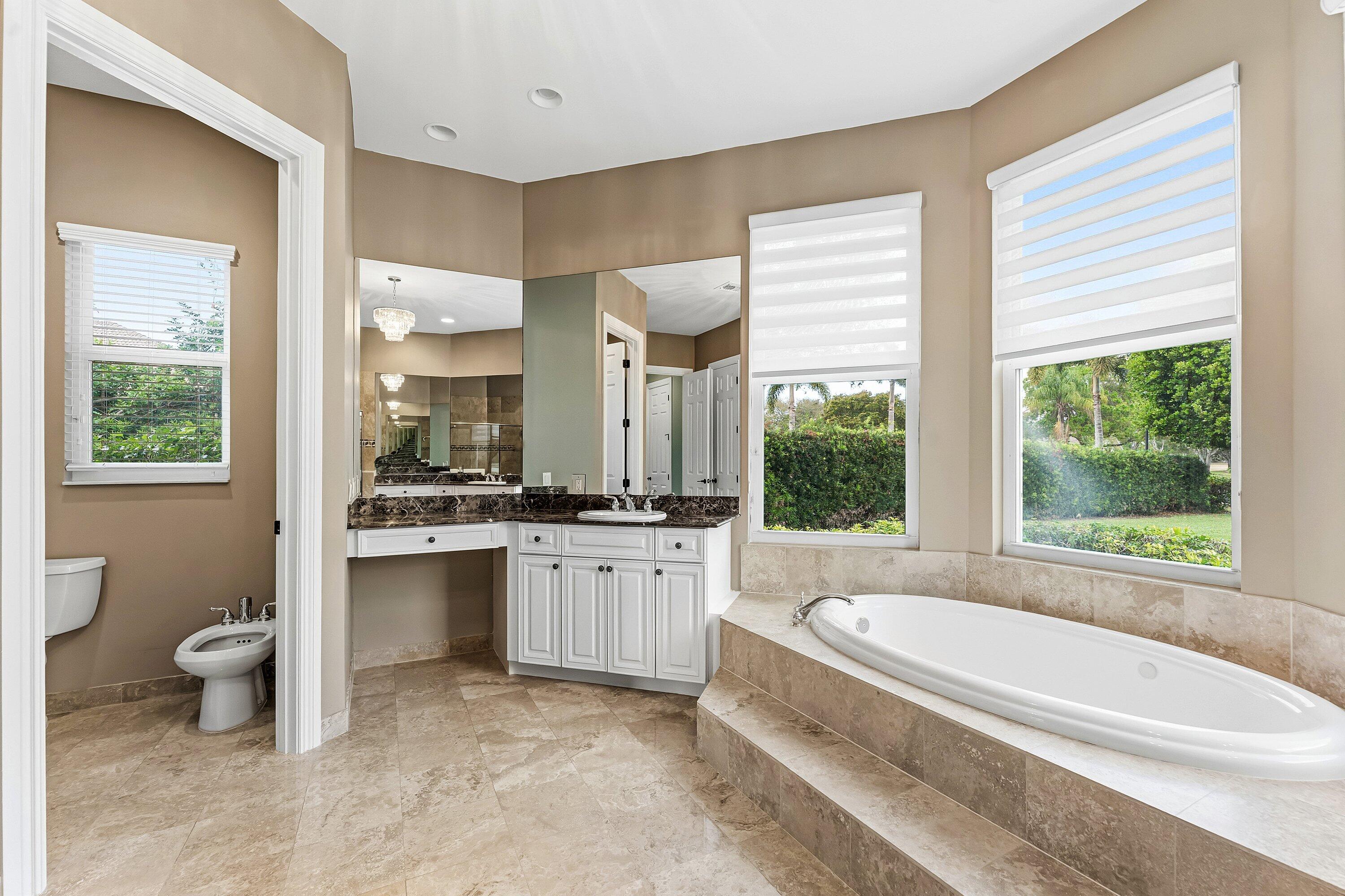 8880 S Kendale Lake Worth, FL 33467