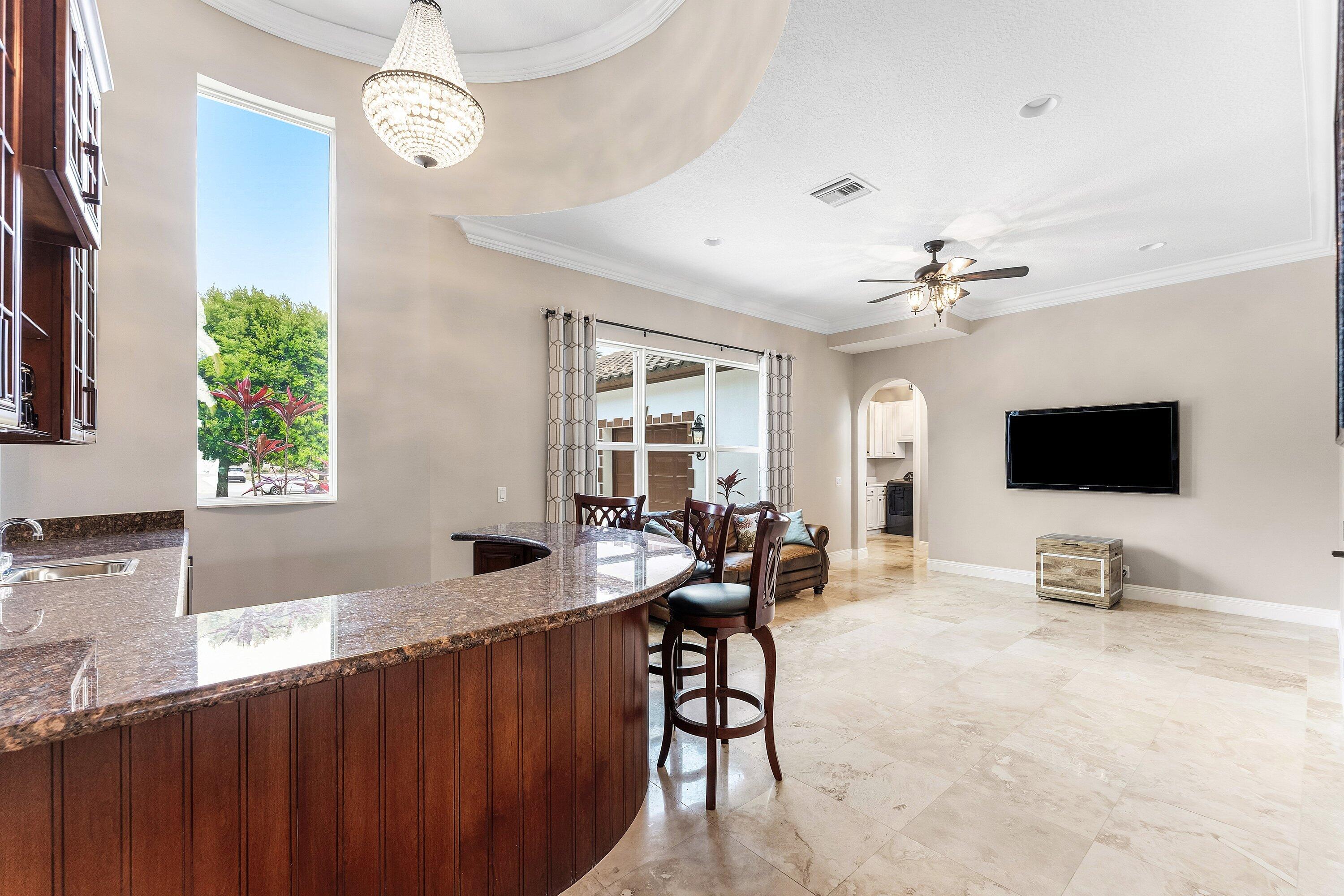 8880 S Kendale Lake Worth, FL 33467