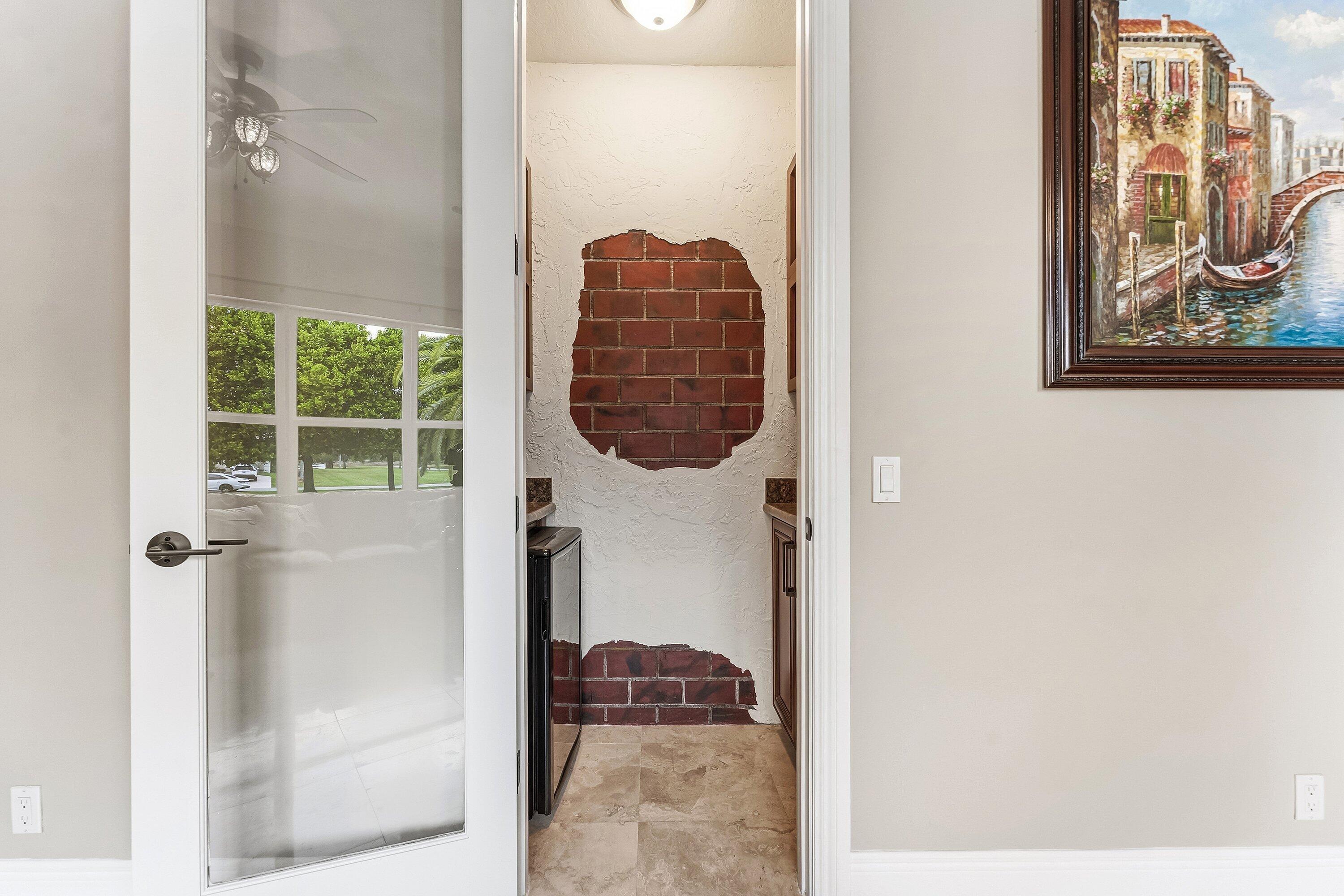 8880 S Kendale Lake Worth, FL 33467