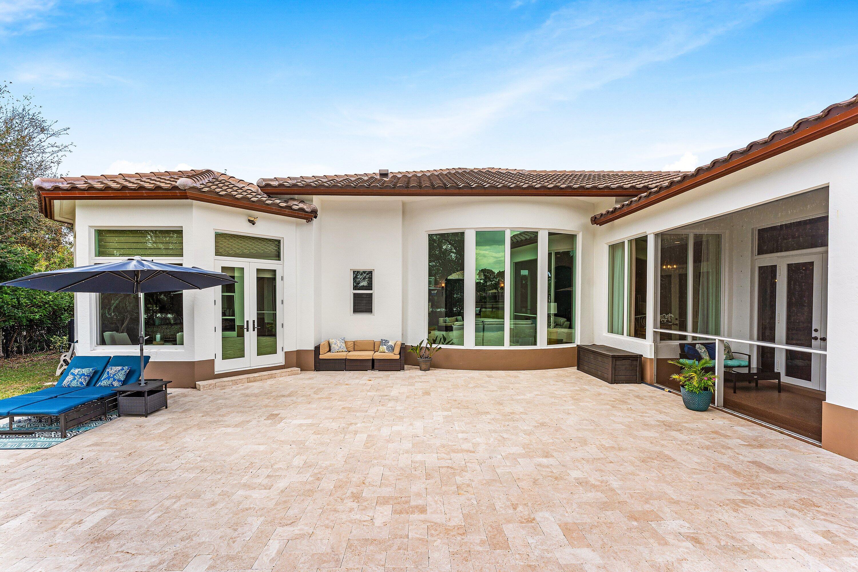 8880 S Kendale Lake Worth, FL 33467