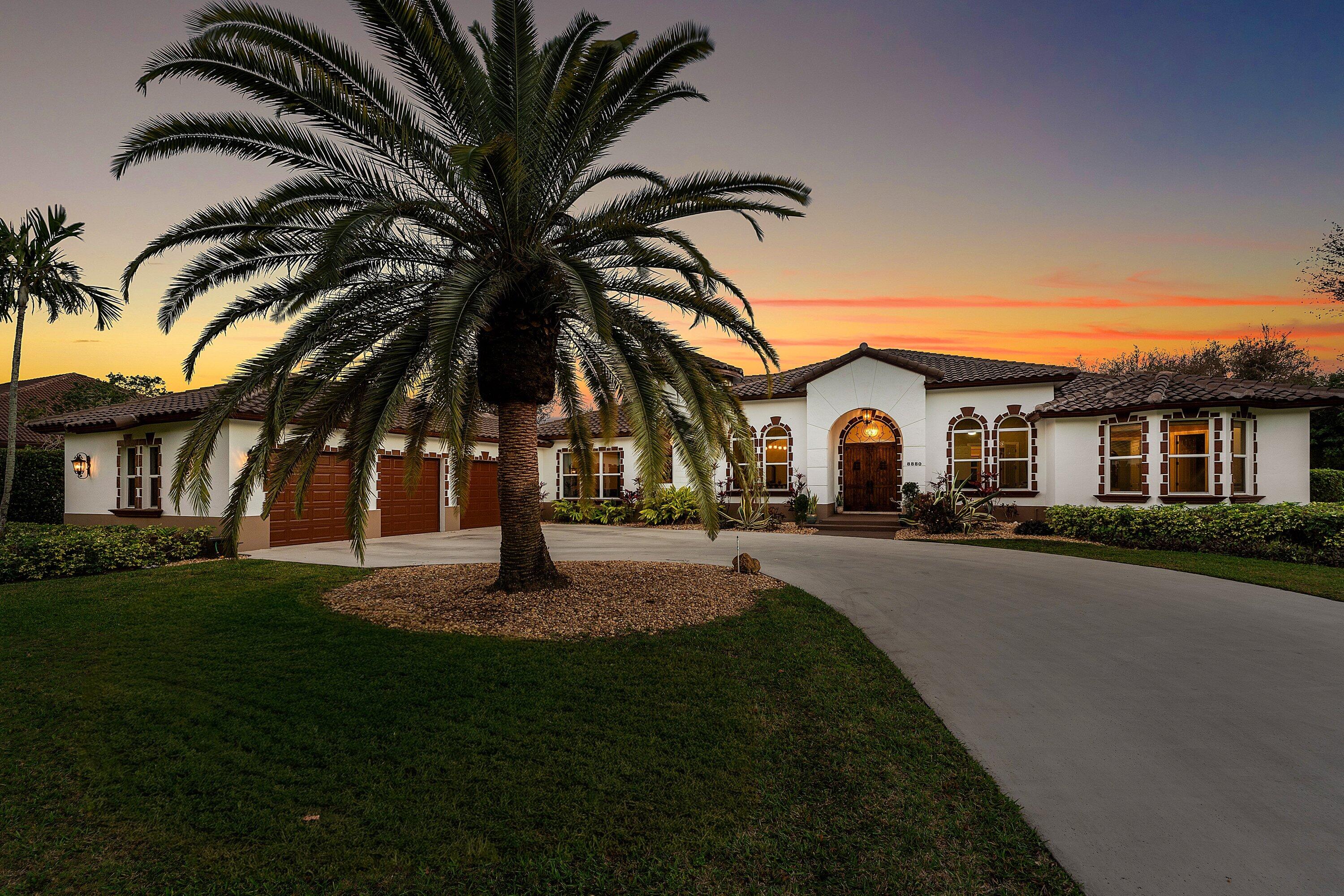 8880 S Kendale Lake Worth, FL 33467