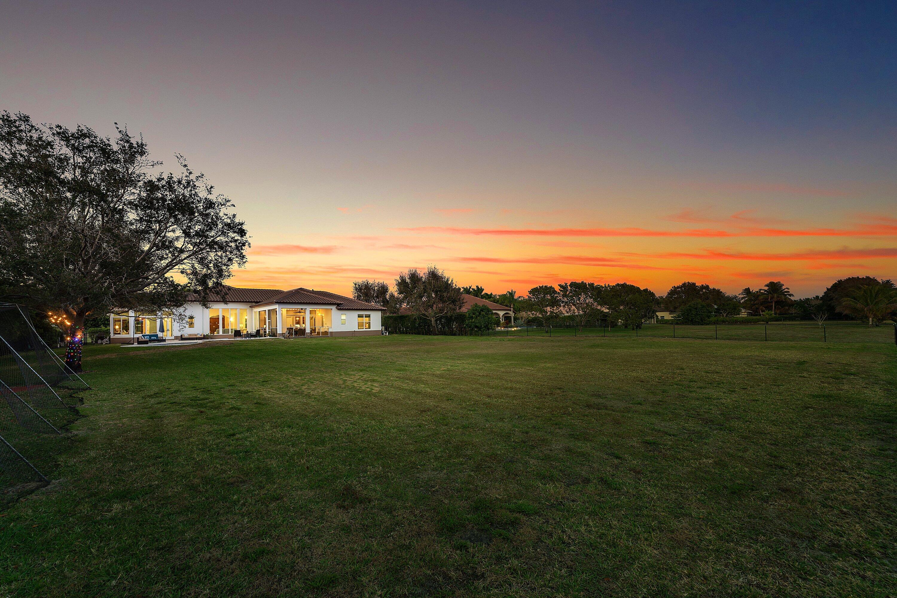 8880 S Kendale Lake Worth, FL 33467