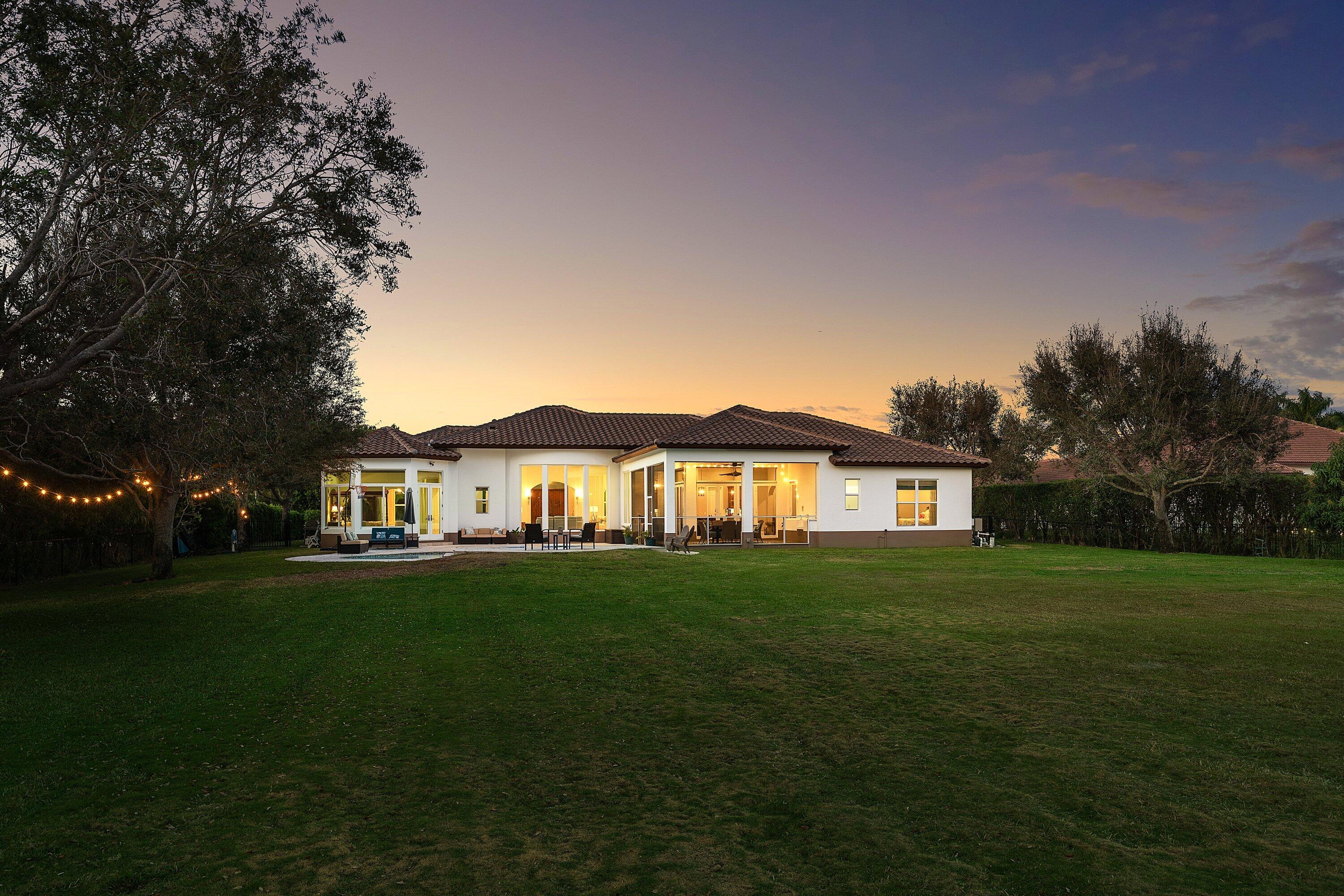 8880 S Kendale Lake Worth, FL 33467