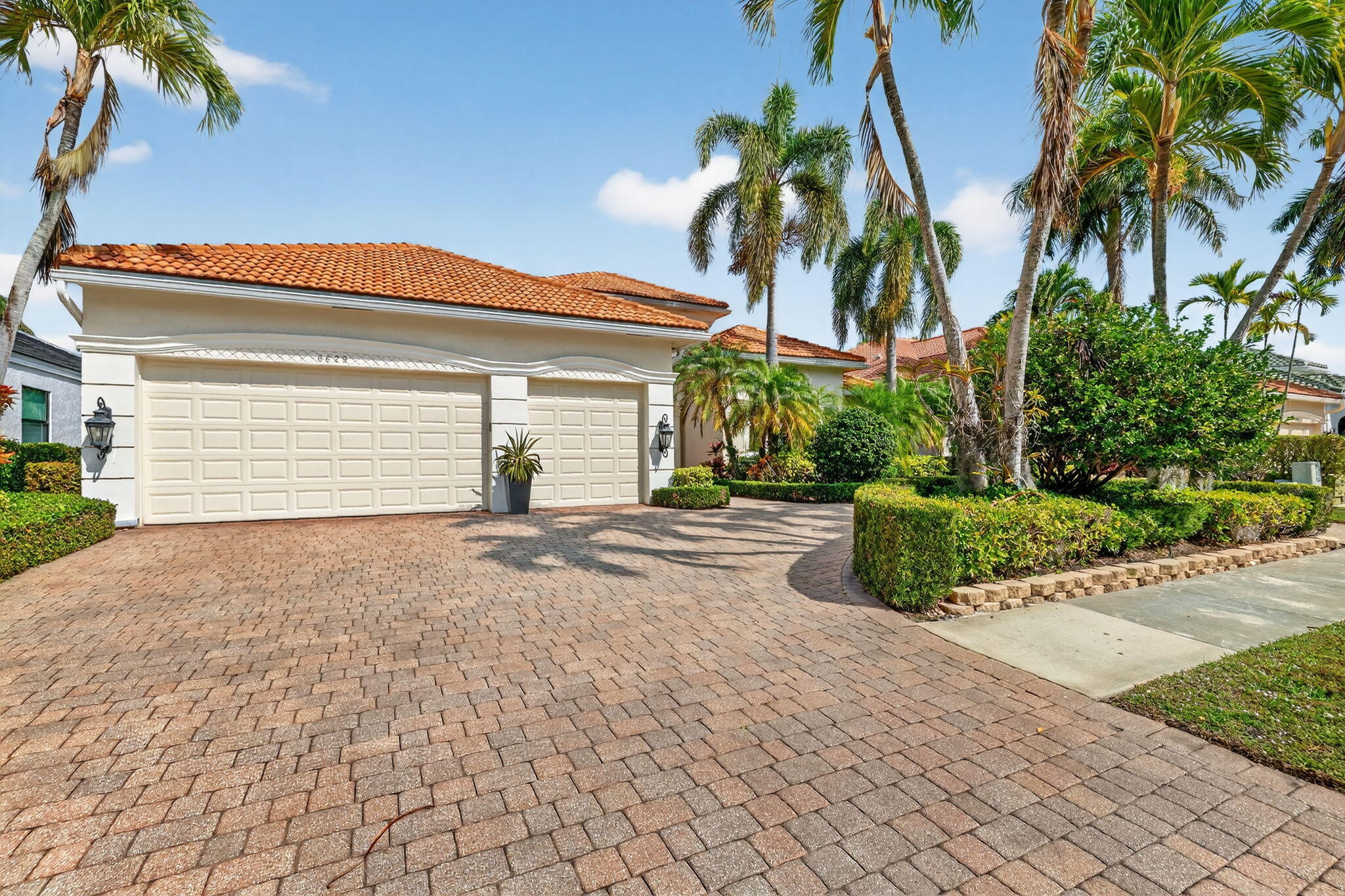 6629 Grande Orchid Delray Beach, FL 33446