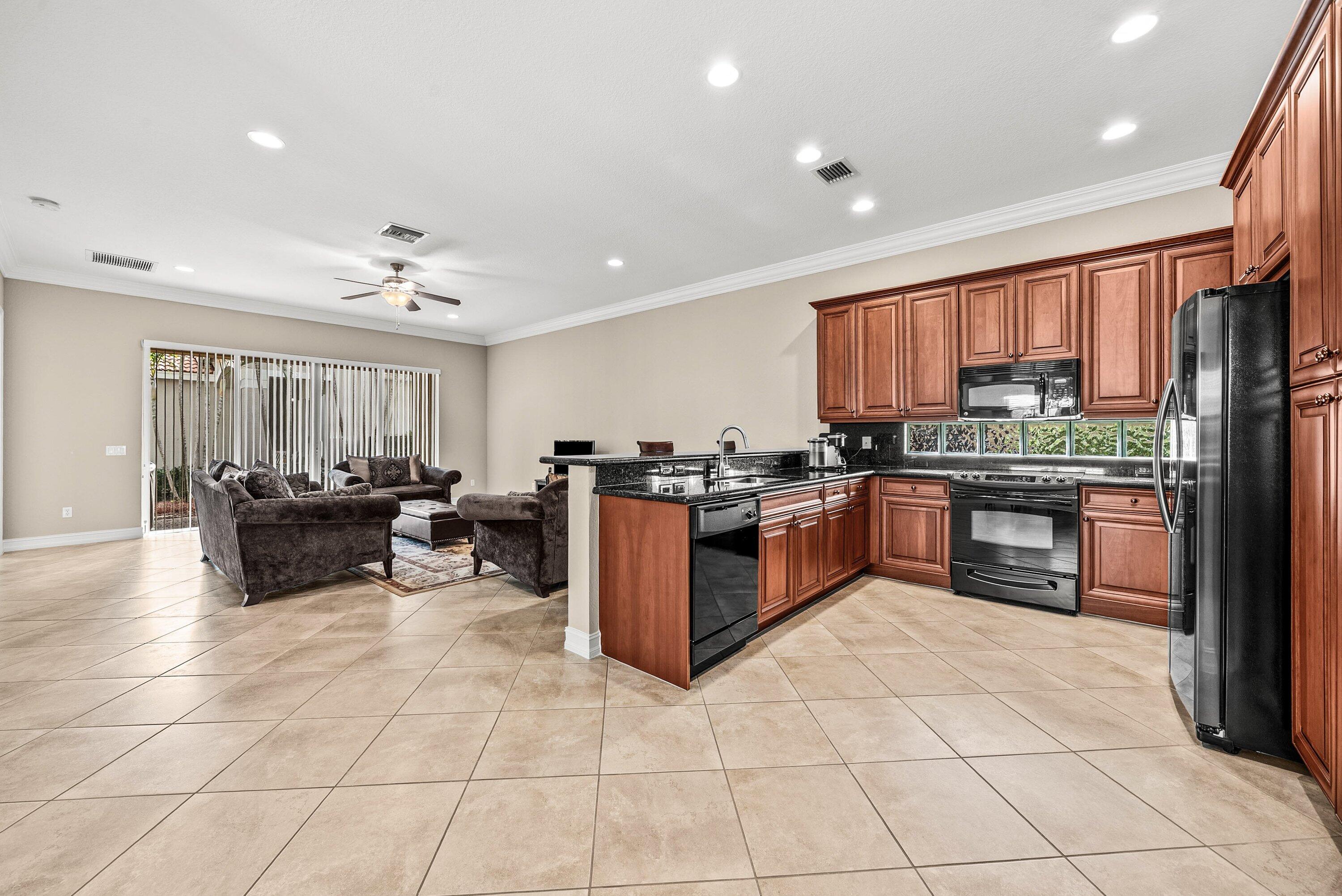 11546 Ponywalk Boynton Beach, FL 33473