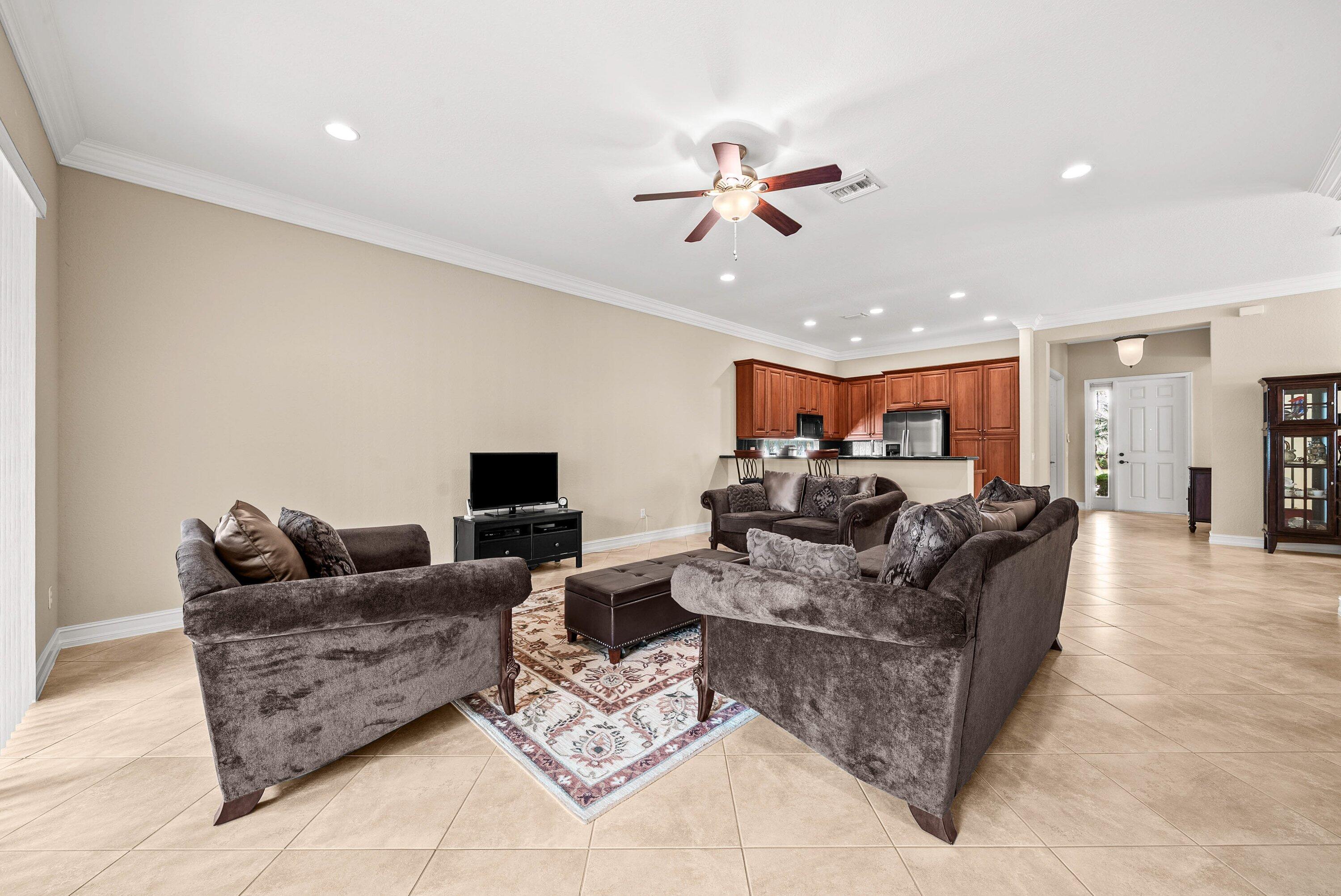 11546 Ponywalk Boynton Beach, FL 33473