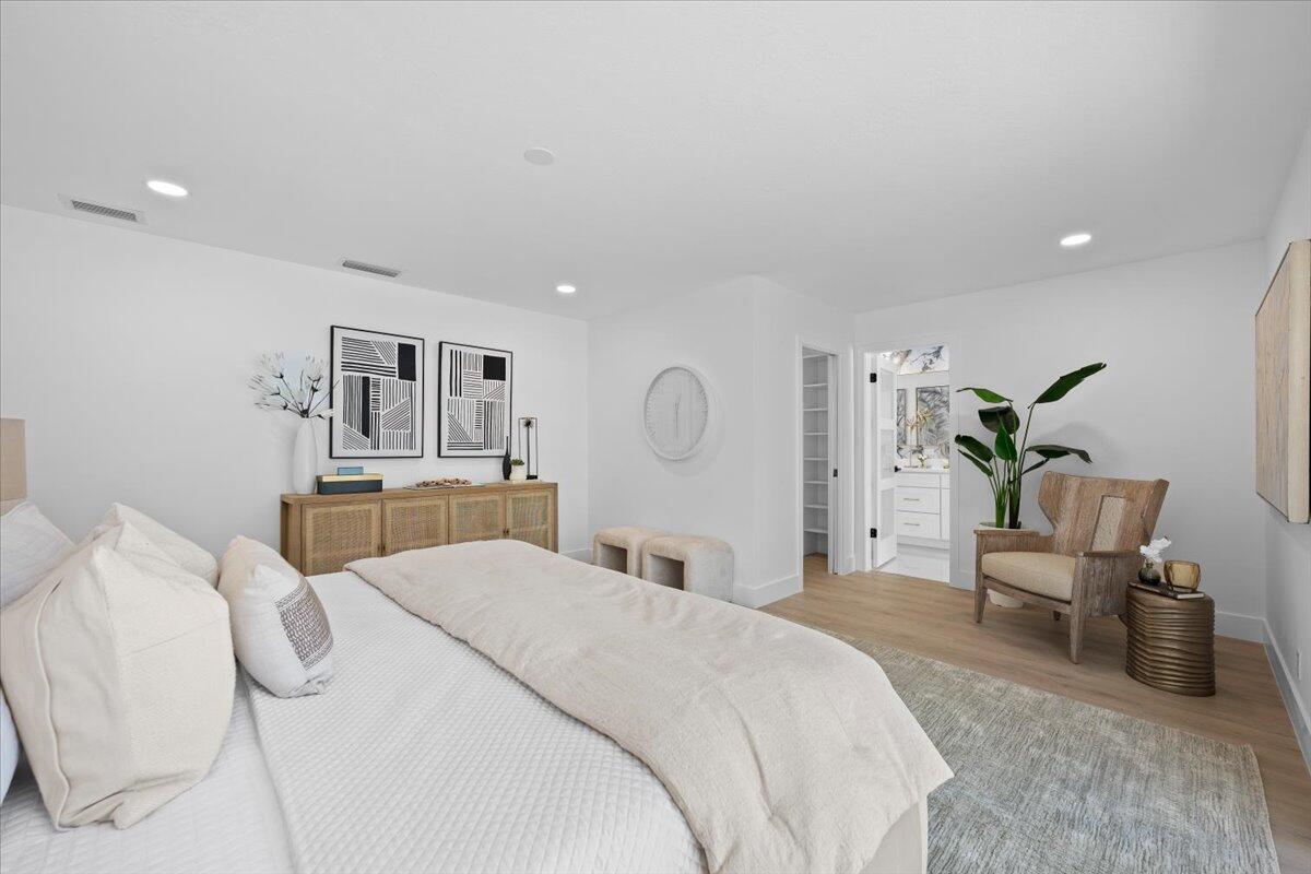 17068 Traverse Jupiter, FL 33477