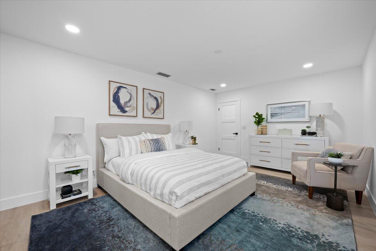 17068 Traverse Jupiter, FL 33477