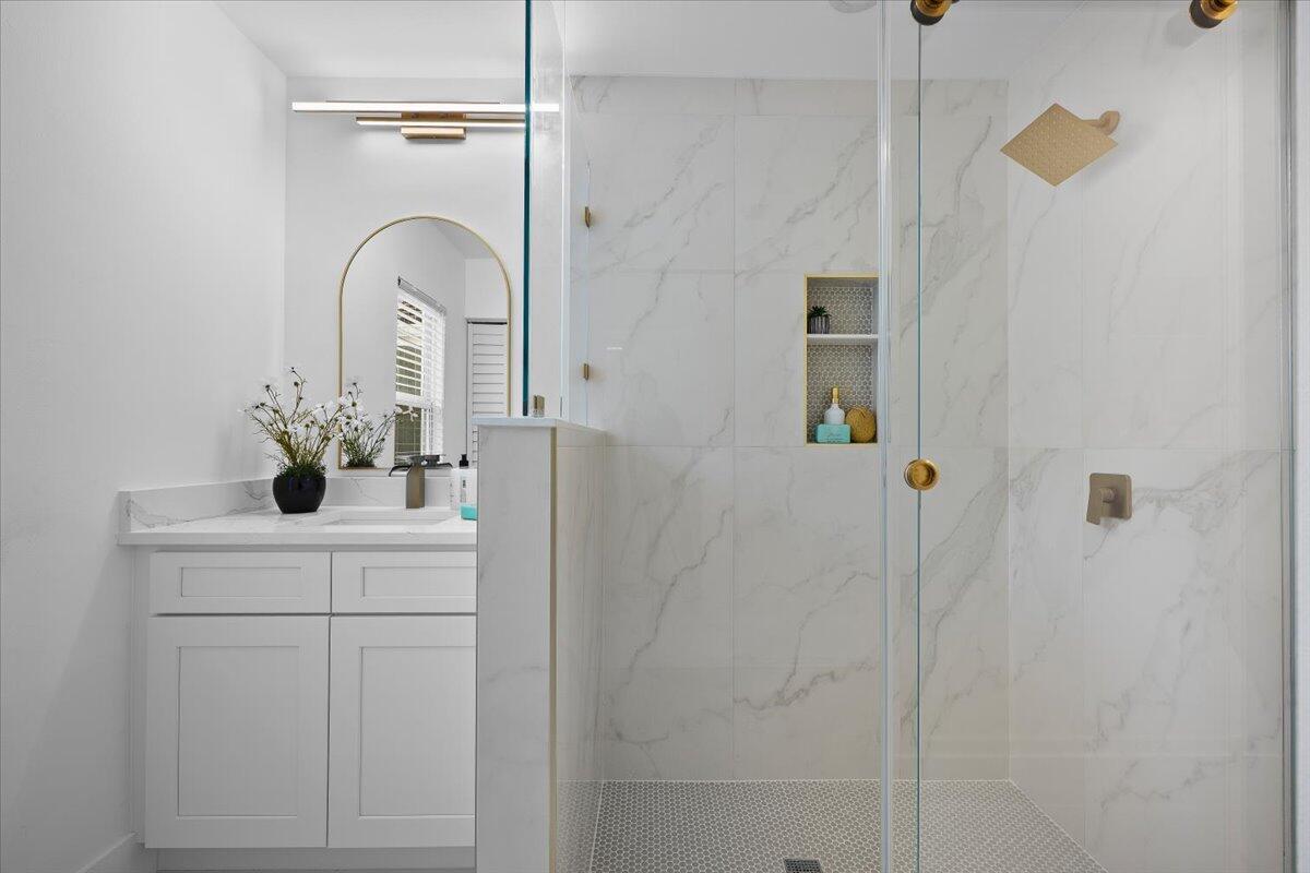 17068 Traverse Jupiter, FL 33477