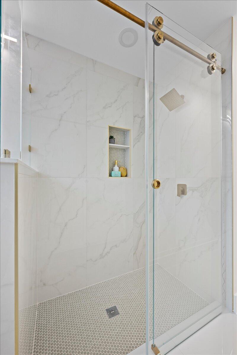 17068 Traverse Jupiter, FL 33477