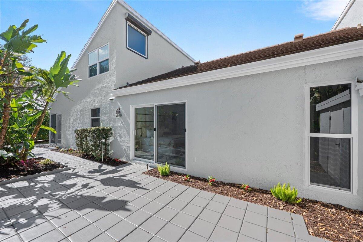 17068 Traverse Jupiter, FL 33477